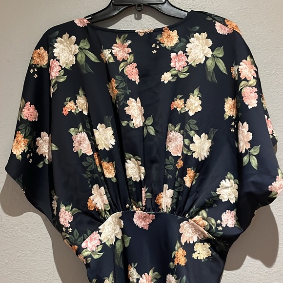 BHLDN x Anthropologie Leila Deep-V Flutter-Sleeve Satin A-Line Gown - Picture 8 of 17